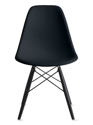 Eames® Molded Plastic Dowel-Leg Side Chair (DSW), Maple