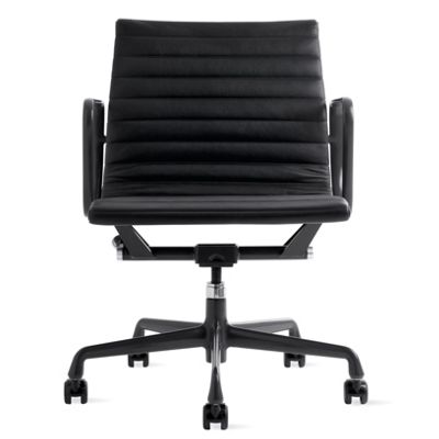 Eames® Aluminum Group Management Chair with Powder-Coated Frame
