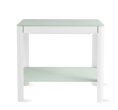 Min Bedside Table with Shelf