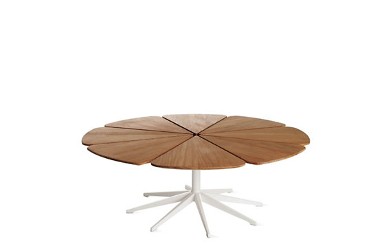 Petal® Coffee Table      Designed by Richard Schultz for Knoll®